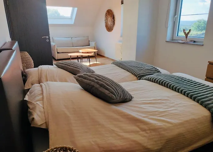 Alojamento de Acomodação e Pequeno-almoço Chez Colette 3*